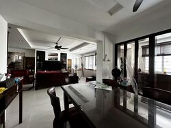 Blk 235 Pasir Ris Street 21 (Pasir Ris), HDB Executive #475417471